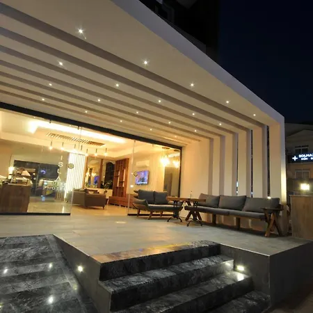 Isla アパートホテル マルマリス