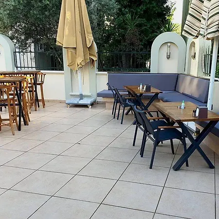 Isla アパートホテル