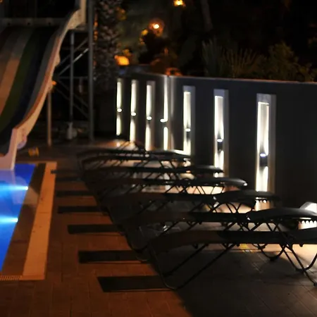 アパートホテル Isla