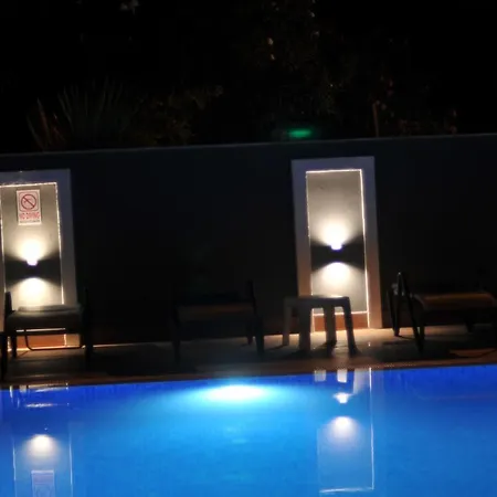 アパートホテル Isla