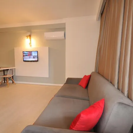 Isla Aparthotel 3*