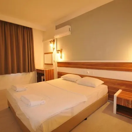 Isla Aparthotel