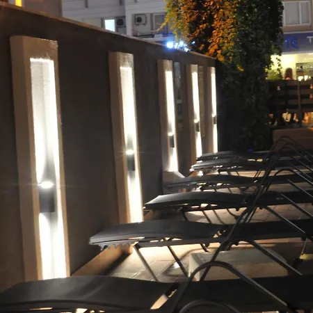 小岛公寓式酒店 公寓式酒店 马尔马里斯