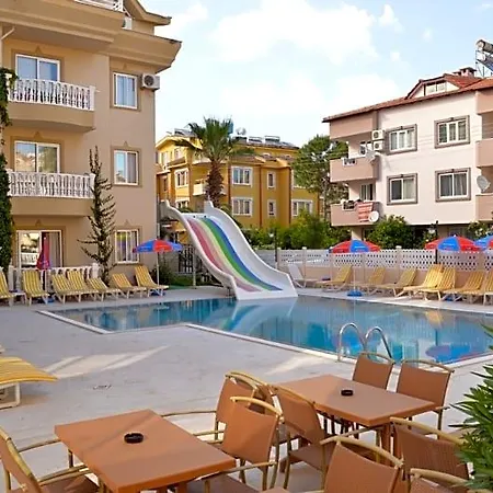 Isla Aparthotel