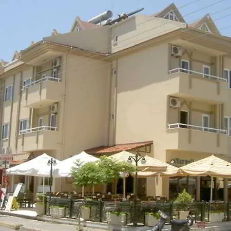 Isla Aparthotel 3*